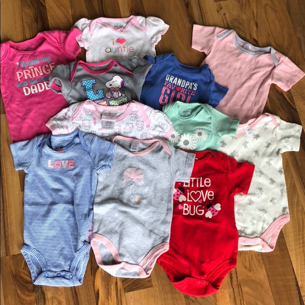 Bundle of 6-9 month Short Sleeve Onesies